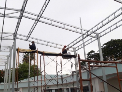 Mái xếp di động và mái truyền thống nên mua loại nào ?